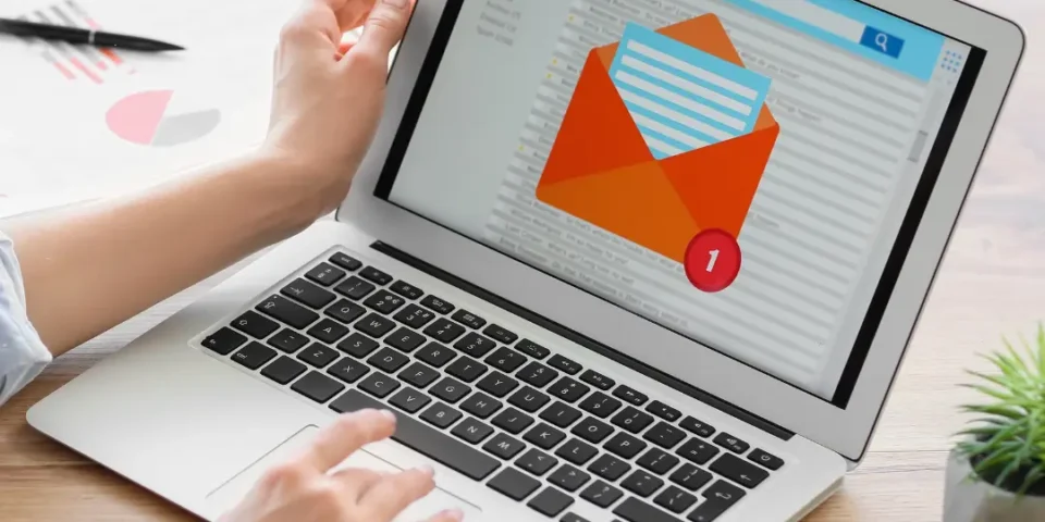 email biznesowy po angielsku